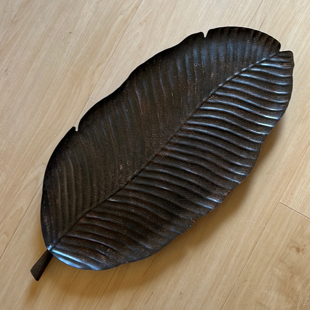 PARTYLITE RETIRED ISLAND ESCAPE BANANA LEAF METAL TRAY HOME DECOR TABLE TRAY